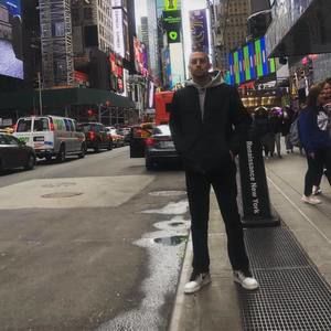 Meet your Posher, Brandon